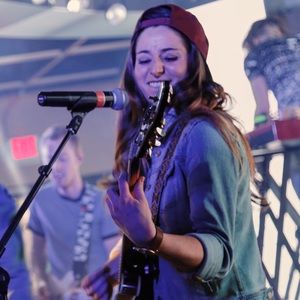 Meet your Posher, Cait